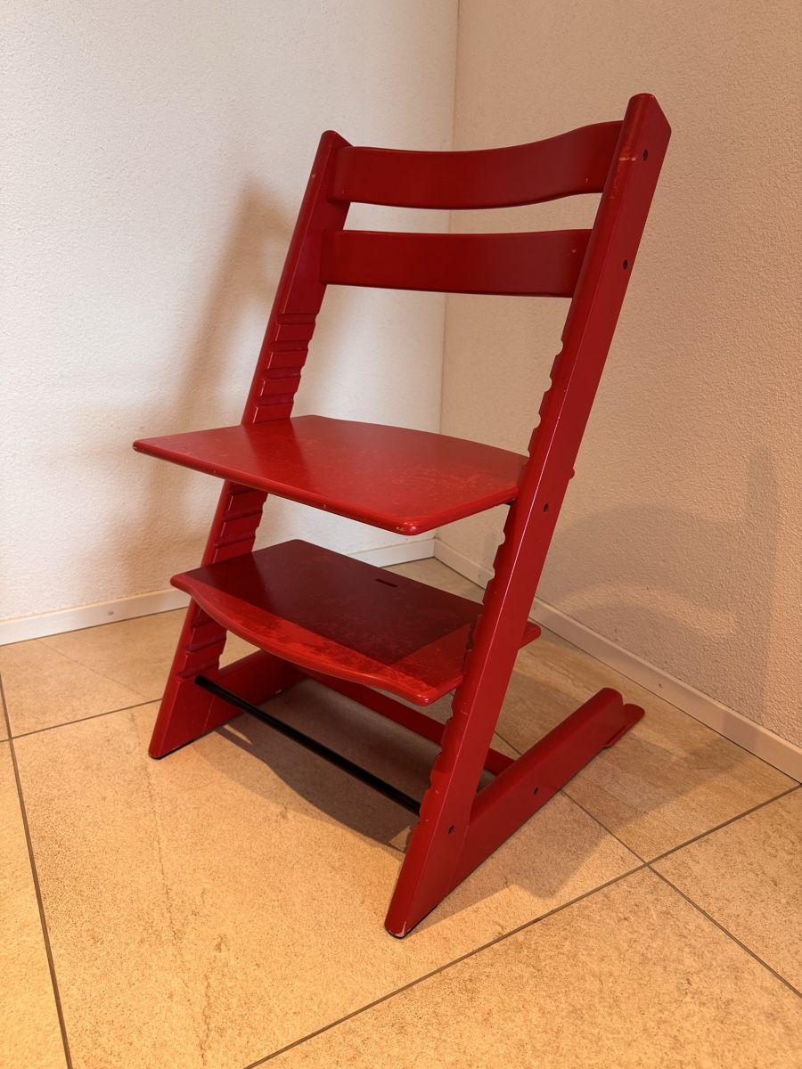 Stokke Seggioloni: Tripp Trapp von Stokke, rot – Usato da Birmenstorf AG venduto da muszhao
