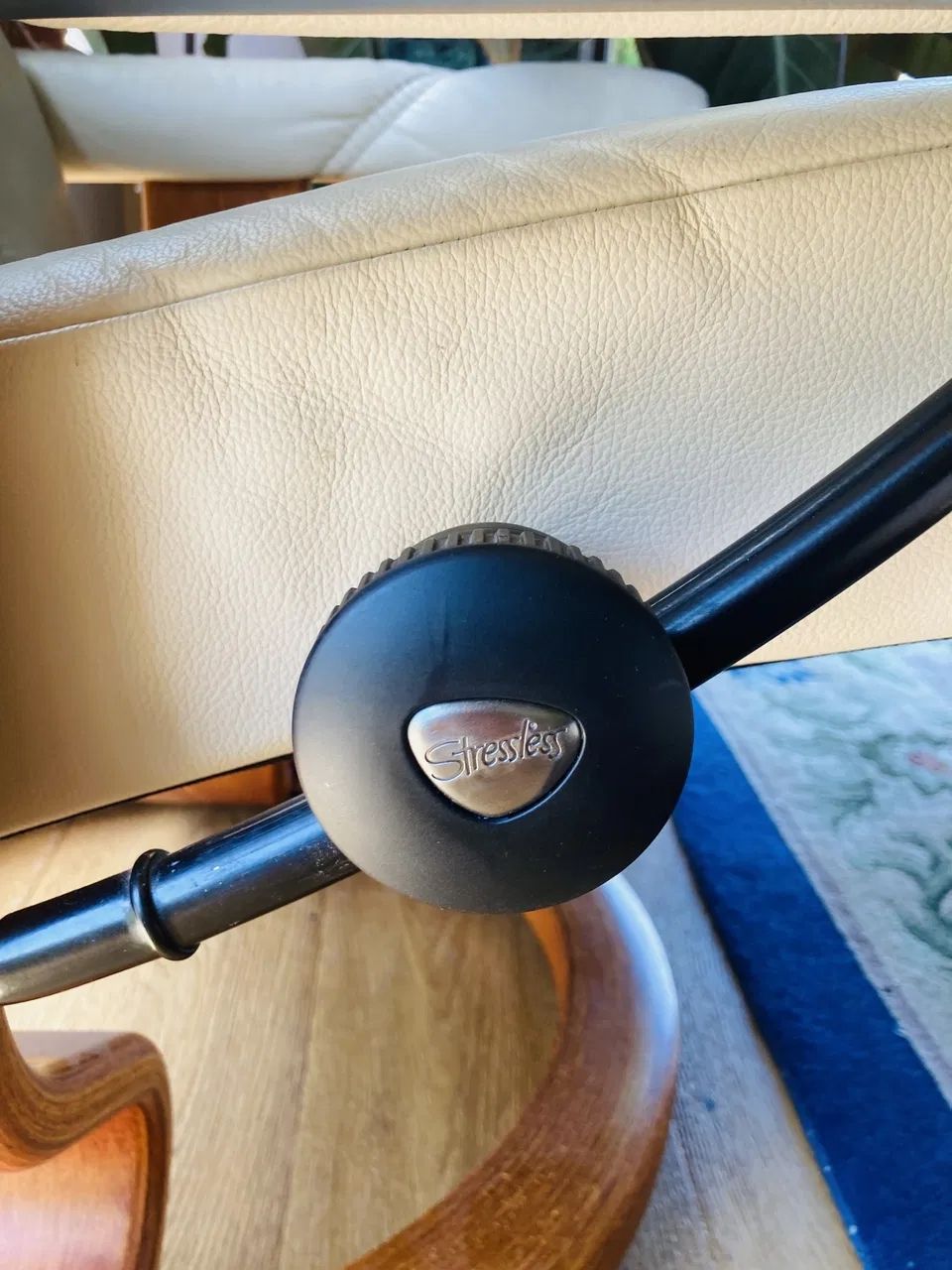 Stressless Poltrone: Stressless Sessel mit Hocker ab 1.- ! – Usato da Wald ZH venduto da wan_zk55 5