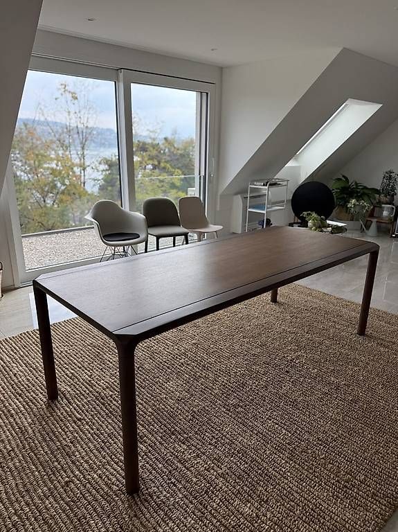 Tische: Zuiver Storm Esstisch / Dining Table 220x90, Walnut – Gebraucht aus Rüschlikon von hellespont 1