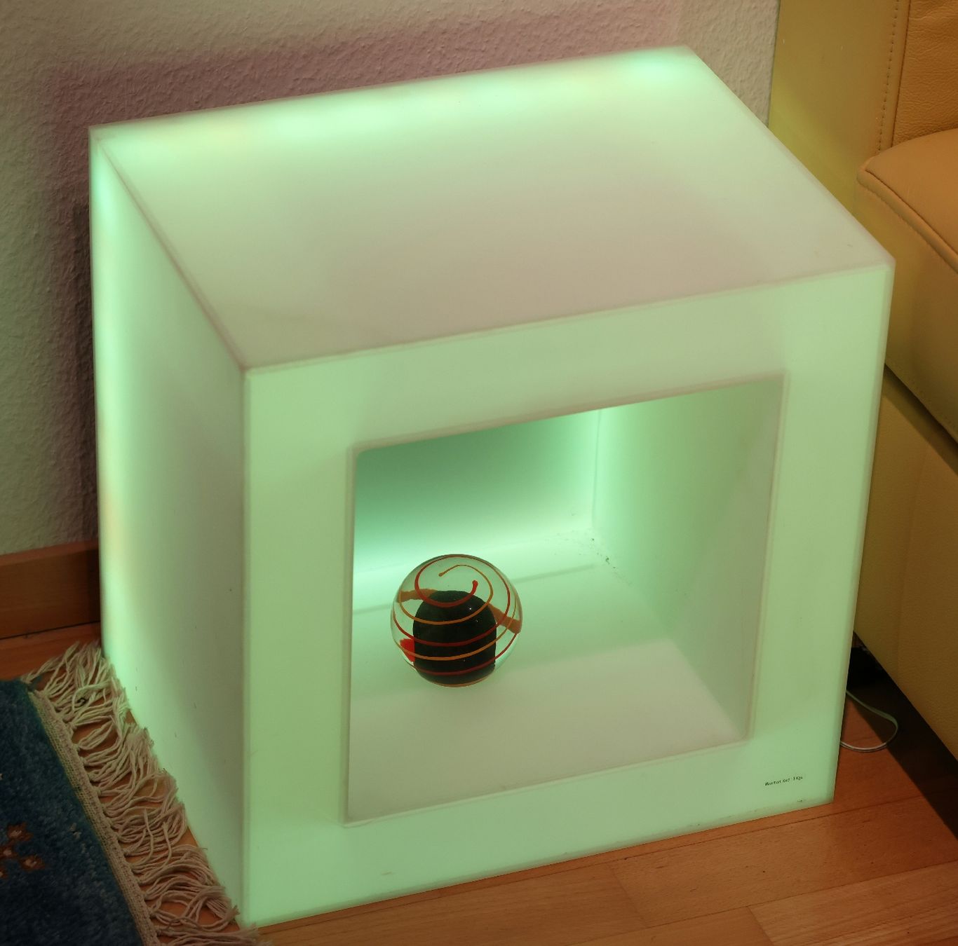 Tutte le decorazioni: Led-Kubus, mit veränderlichen Farben – Usato da Zürich venduto da zumbie777 1