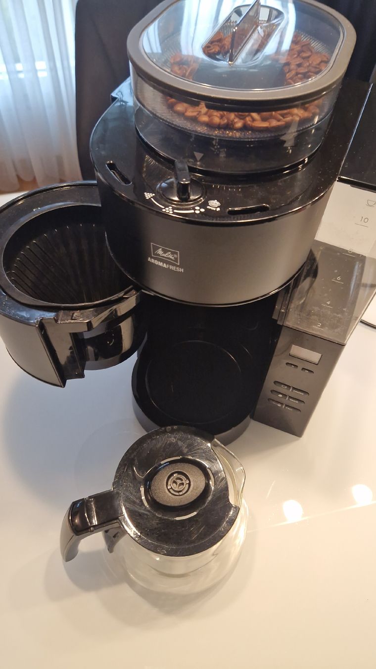 Melitta Kaffeemaschinen & Espressomaschinen: Melitta 1021-01 AromaFresh Filterkaffeemaschine – Gebraucht aus Jona von bele19 4