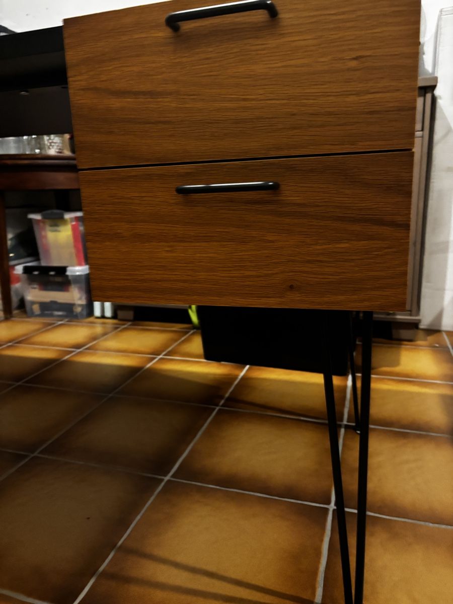 Scrivanie: Bureau 60x120 – Usato da Jouxtens-Mézery venduto da Isa7 1