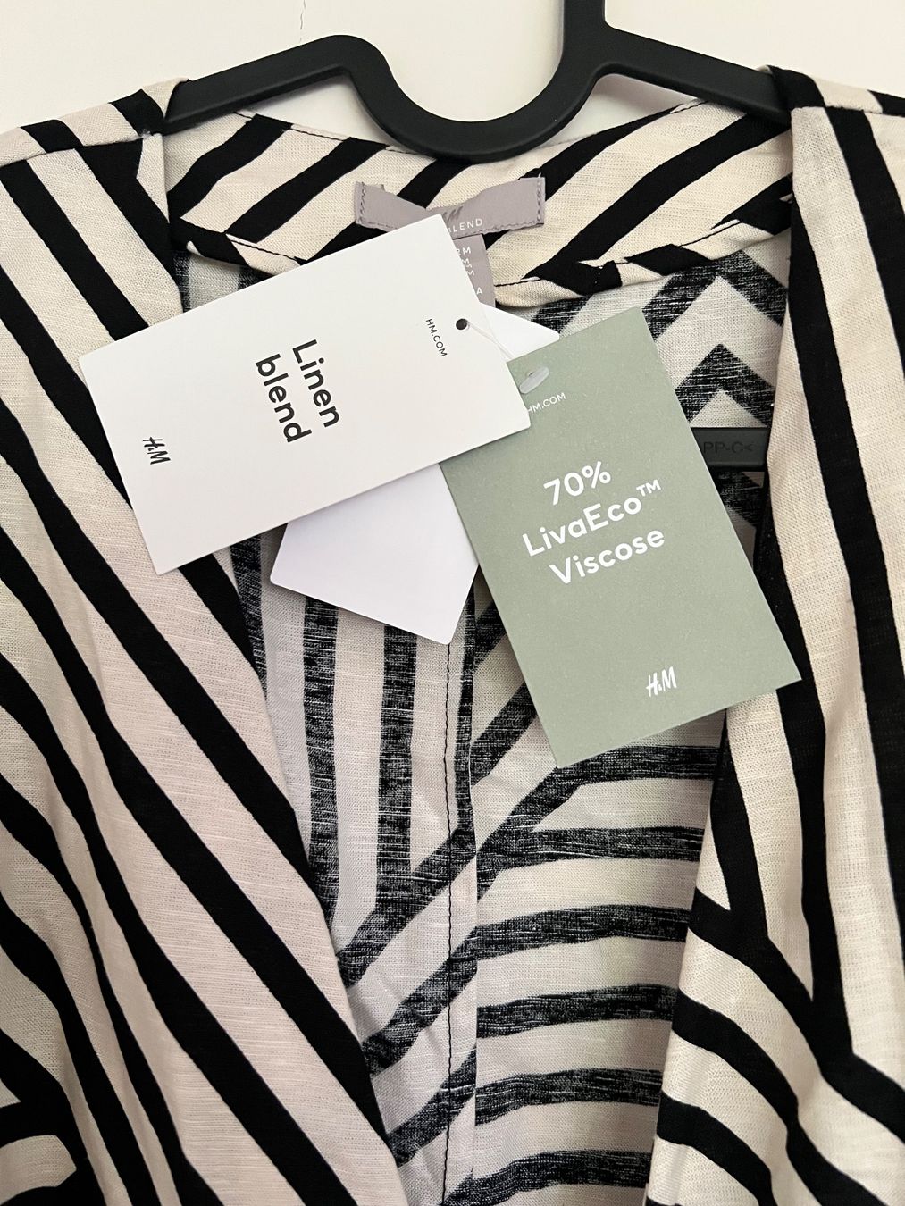 H&M Vestiti: NEU H&M wickel Kleid  / grösse M – Nuovo (secondo la descrizione) da Effretikon venduto da YaMn 3