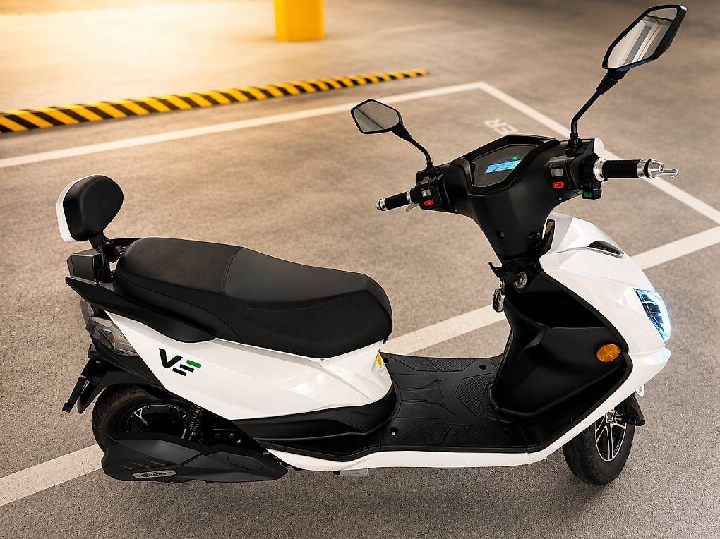 Elektromobile: Zum Verkauf steht ein E-Roller Vengo Leo – Neu (gemäss Beschreibung) aus Galgenen von Rockynero12 3