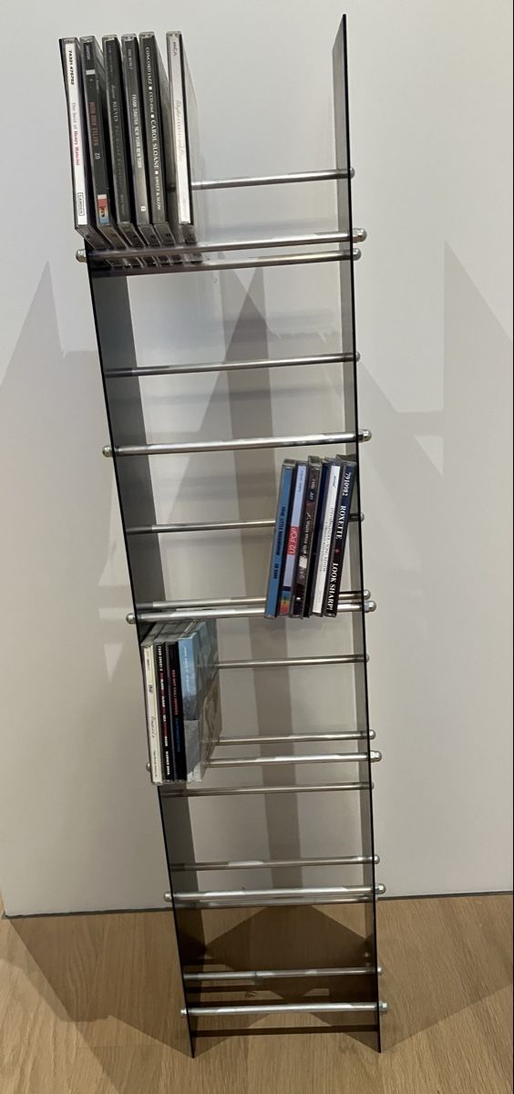 Scaffali: Design CD Rack Metall schwarz – Usato da Bern venduto da sil_fw85 1