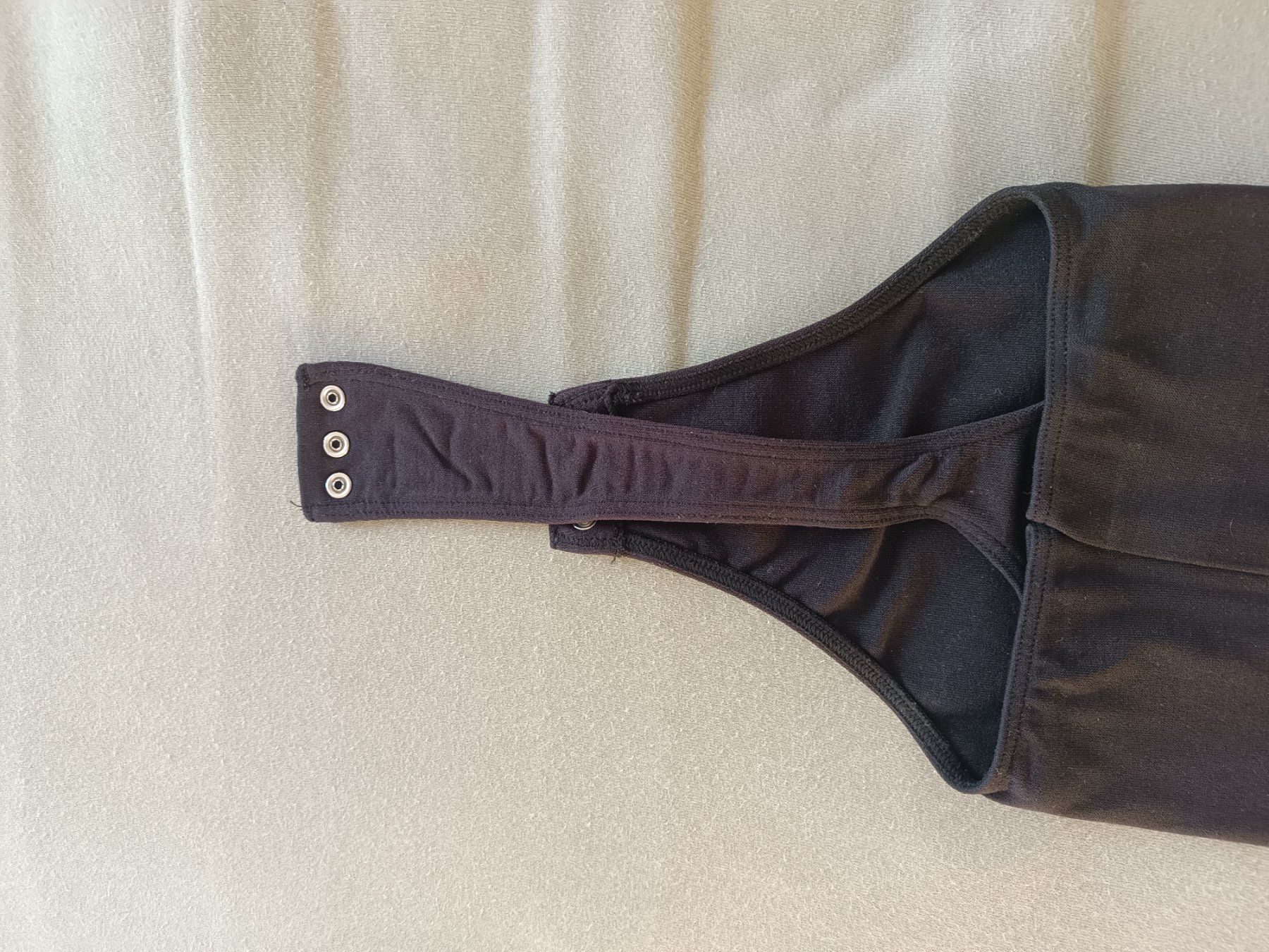 Top: Schwarzer Body von PCNAYA mit Spitze, Grösse S – Usato da Luzern venduto da sim_lqq2 4