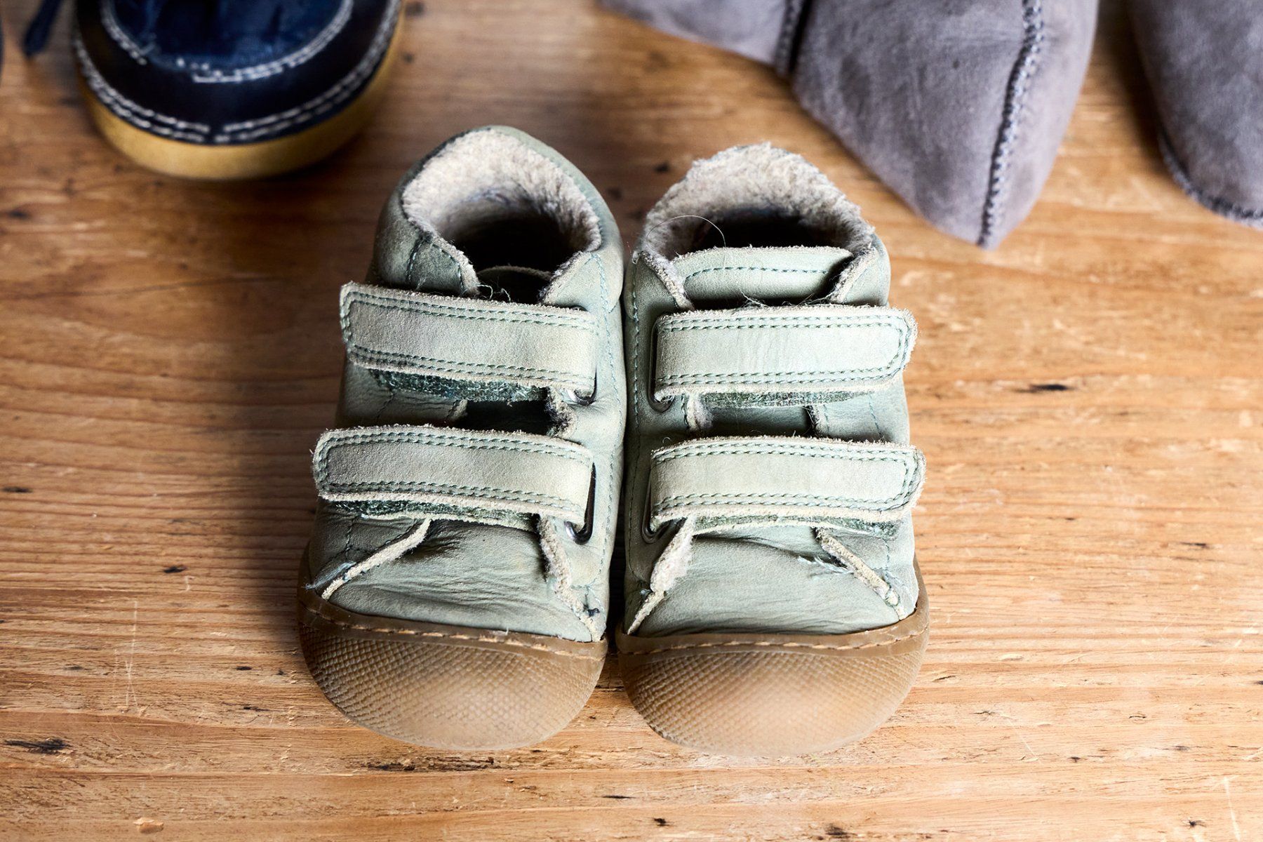 Scarpe per ragazzi: Schuhpaket Gr. 23 – Usato da Ennetbürgen venduto da JWBT 1