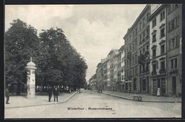 Winterthur, Museumstrasse mit Litfasss