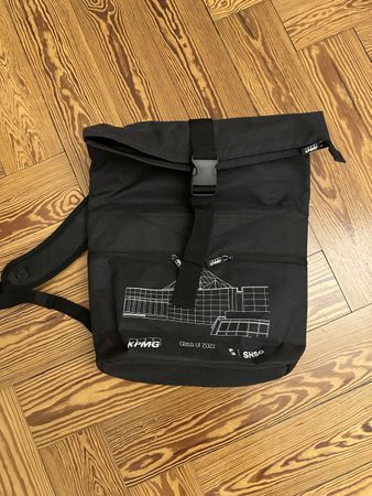 Rolltop-Rucksack schwarz – neu / unbenutzt