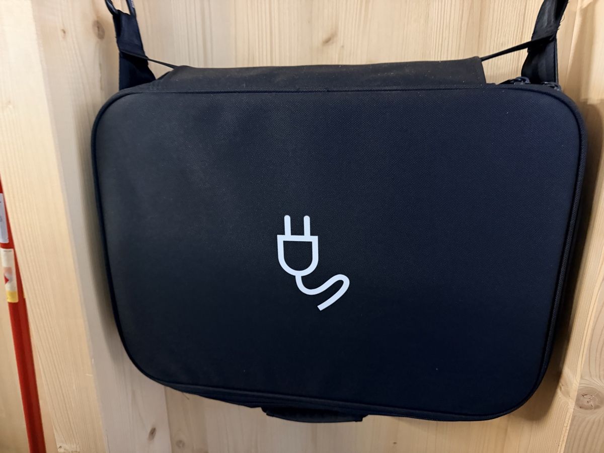 Chargeurs de batterie: Porsche Ladegerät 11 - 22 kw – Neuf (Voir description) à Büron par 009001 3