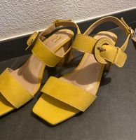 Sommerliche Sandalen Grösse 37