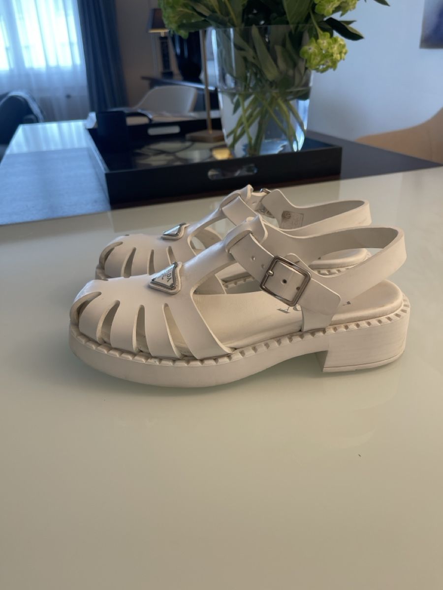 Prada Scarpe da donna: PRADA 39 Sandalen – Usato da Meggen venduto da Danipol 1