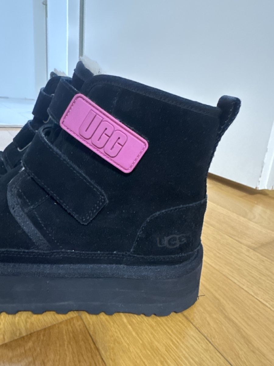 Ugg Scarpe per ragazze: Ugg  Stiefeletten Gr. 36 – Usato da Füllinsdorf venduto da silberstern110 2