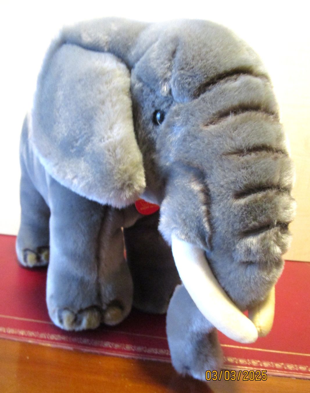 Steiff Giocattoli: STEIFF ÉLEPHANT " TRAMPY " ORIGINAL 40cm N° 063367 – Nuovo (secondo la descrizione) da Chêne-Bourg venduto da breno56
