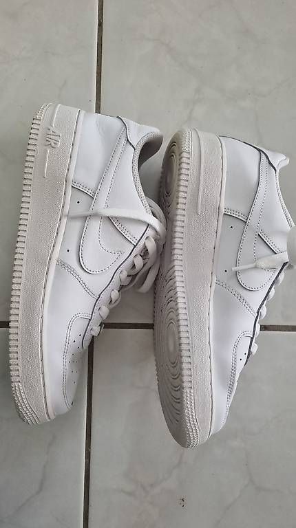 Scarpe da uomo: Weisse Nike Air Force 1 Sneakers – Usato da Winterthur venduto da cecii.mo 3