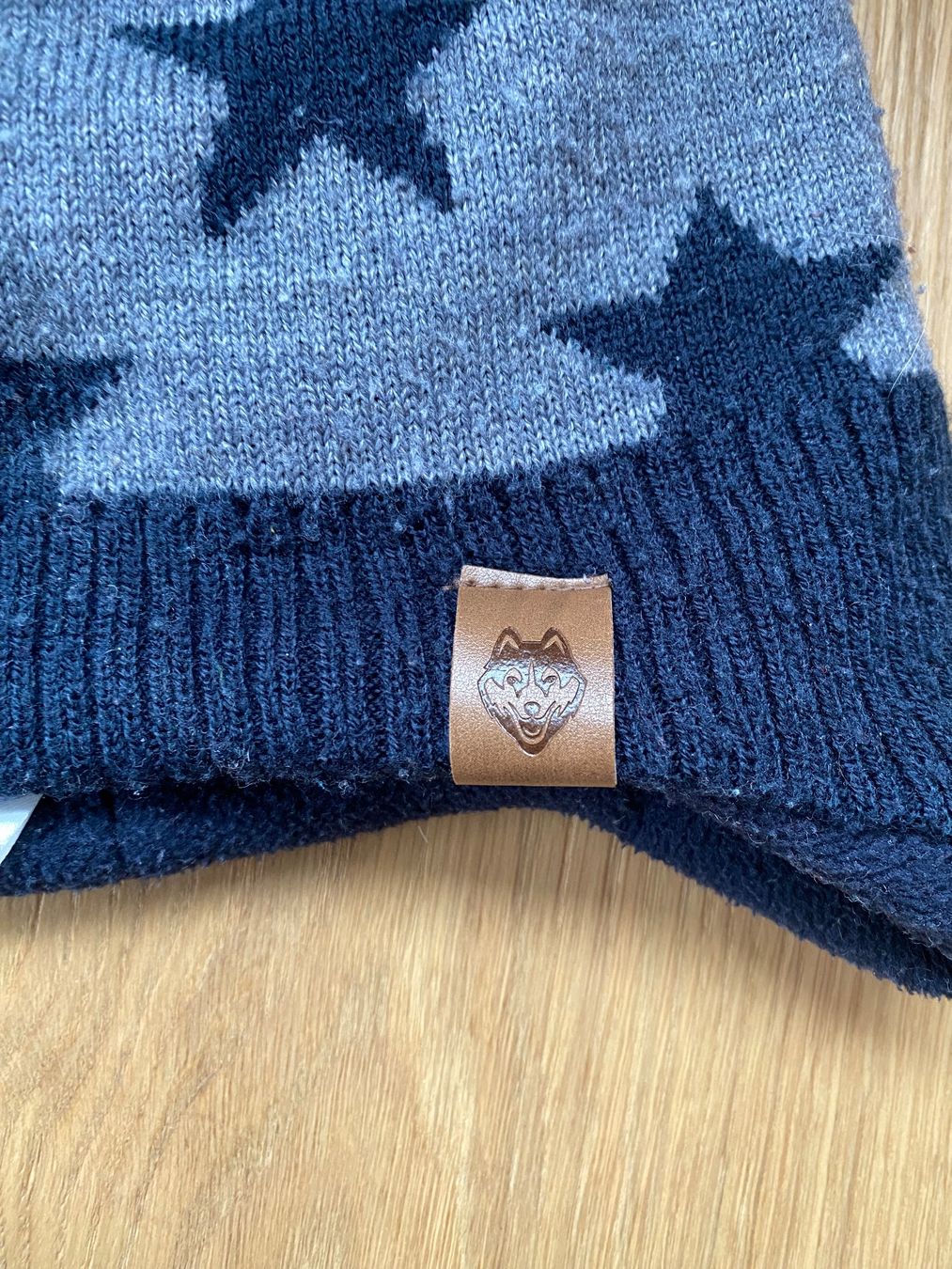 H&M Altro abbigliamento per bambino: Mütze Sterne H&M Gr 92-104 – Usato da Einsiedeln venduto da PaedeK84 1