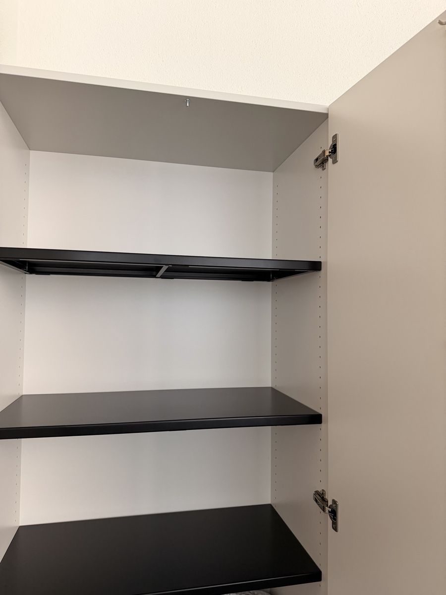 Armadi: Büroschrank/Armoire – Nuovo (secondo la descrizione) da Grenchen venduto da Spicyrize 1