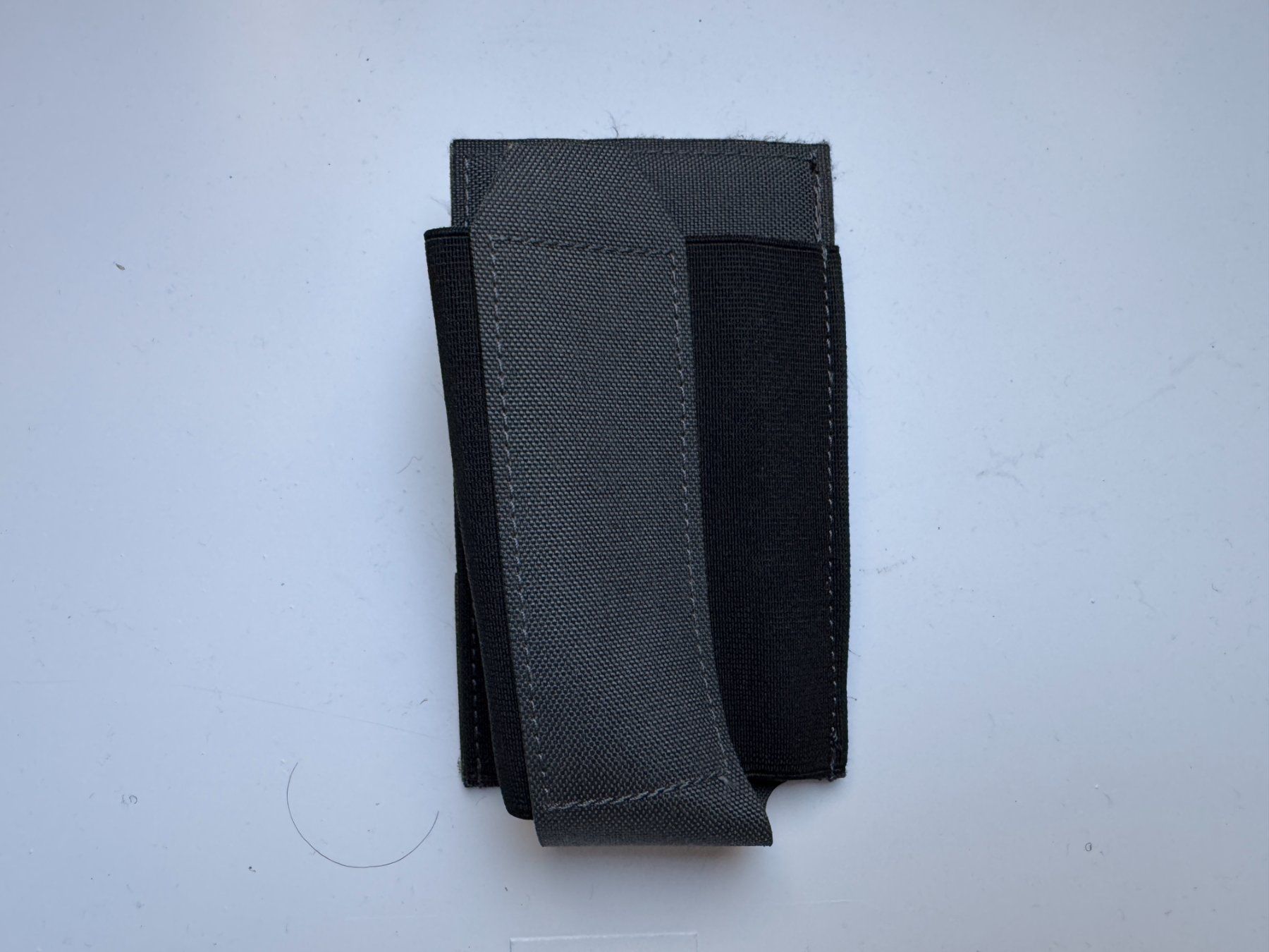 Tiro a segno: Direct Action Low Profile Carbine Pouch - Shadow Grey – Nuovo (secondo la descrizione) da Collex venduto da commander31