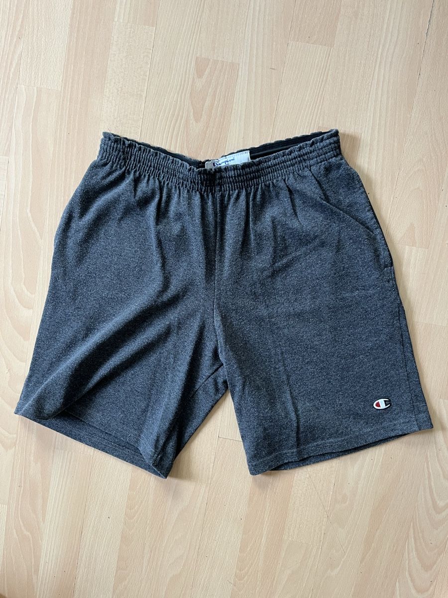 Champion Pantaloni: Champion Shorts, Grau, Grösse S – Nuovo (secondo la descrizione) da Zürich venduto da lucasasap