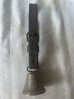 Ältere Ziegenglocke mit Lederriemen, schöne Deko Hoher Klang
