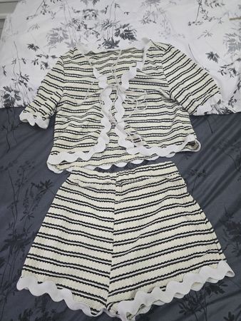 Ensemble short