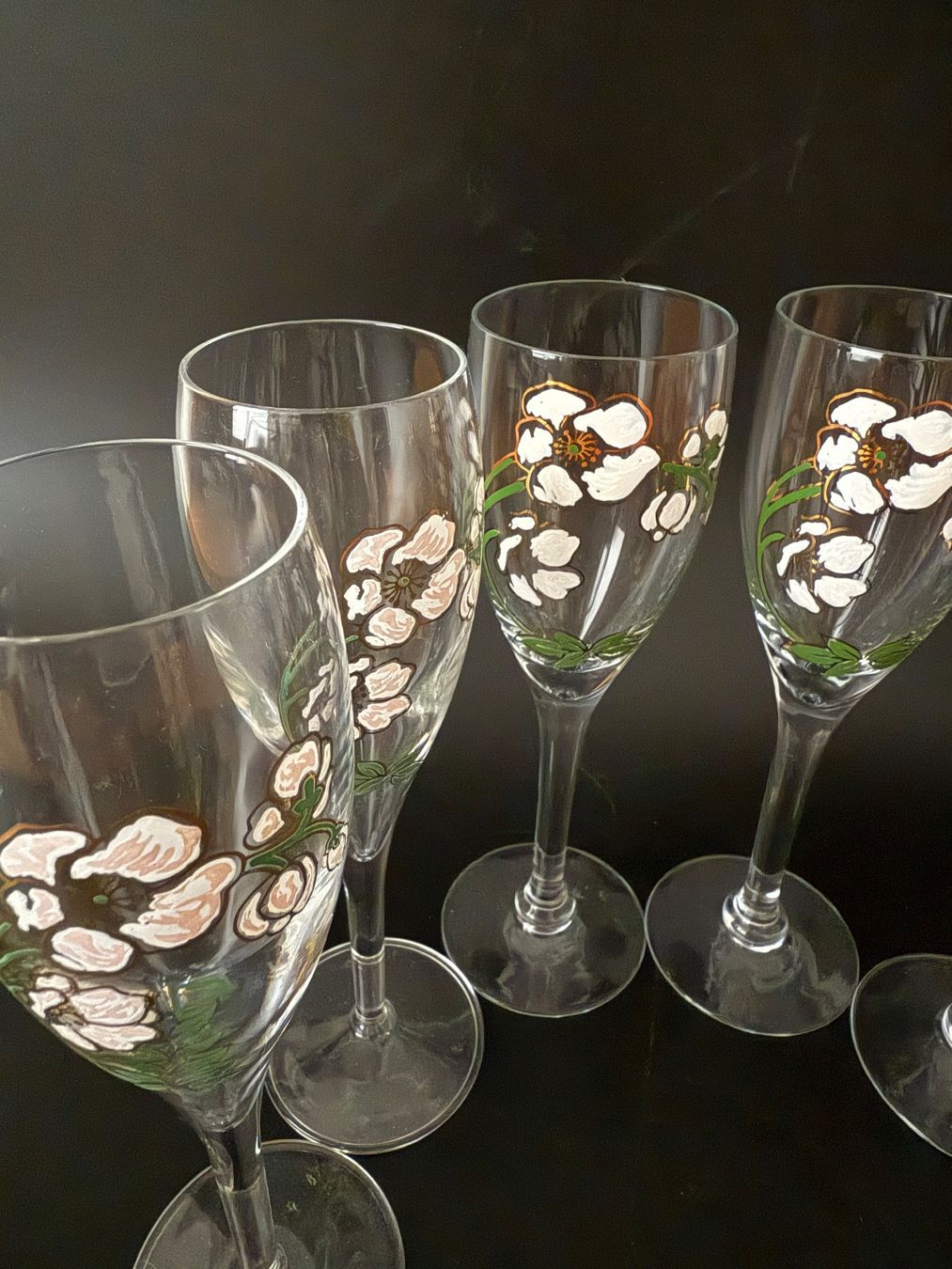 Gläser: Perrier Jouet Champagne Gläser Handbemalt – Neu (gemäss Beschreibung) aus Luzern von downtonabbey 2