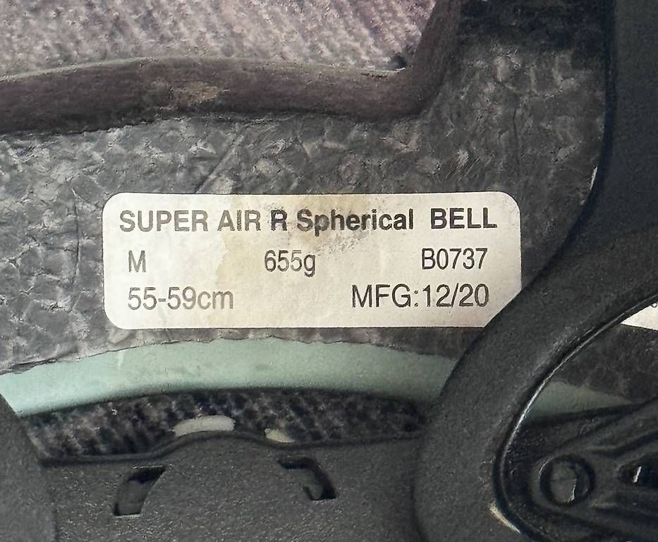 Bell Helme: SUPER AIR R Spherical BELL MIPS – Gebraucht aus Zürich von Quaid 3