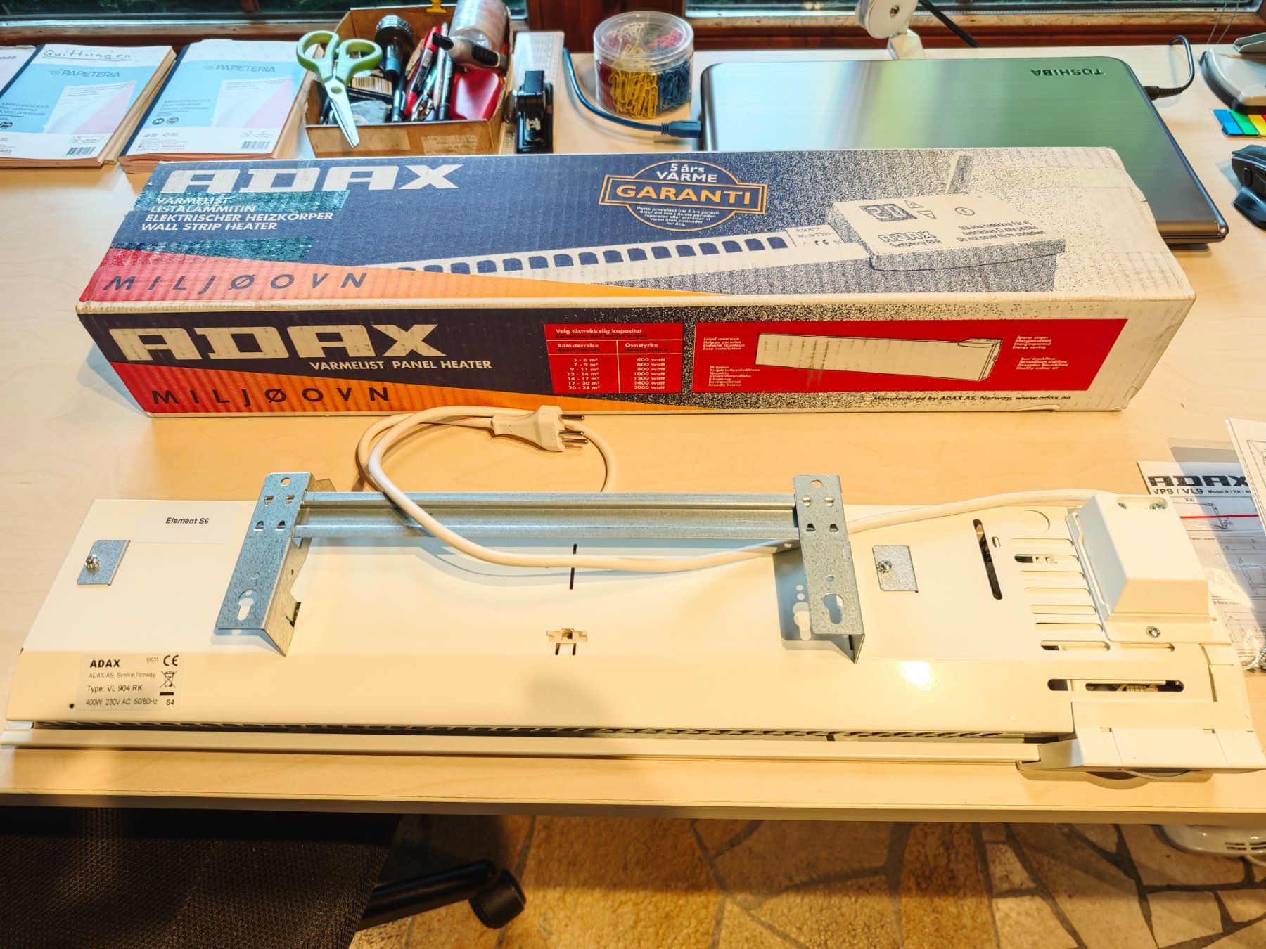 Radiatori: Heizung Elektrisch Adax 400watt – Nuovo e nell'imballaggio originale da Pfäffikon ZH venduto da 1252 4