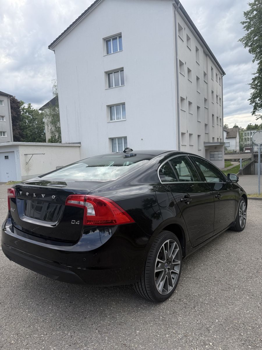 Volvo Automobili: Volvo S60 D4 – Usato da Uzwil venduto da Dalibor_k 3