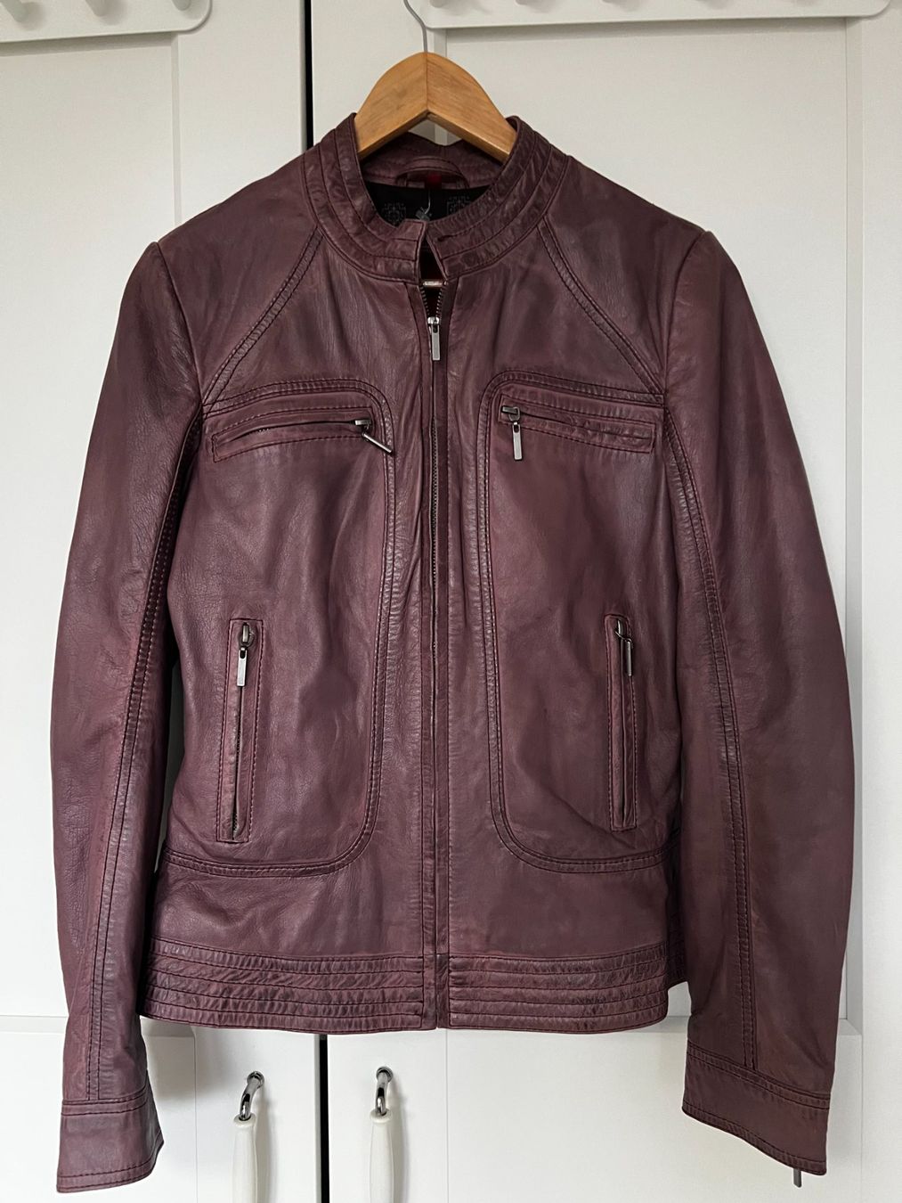Jacken: Lederjacke lila – Gebraucht aus Attiswil von cva_bbn7 3
