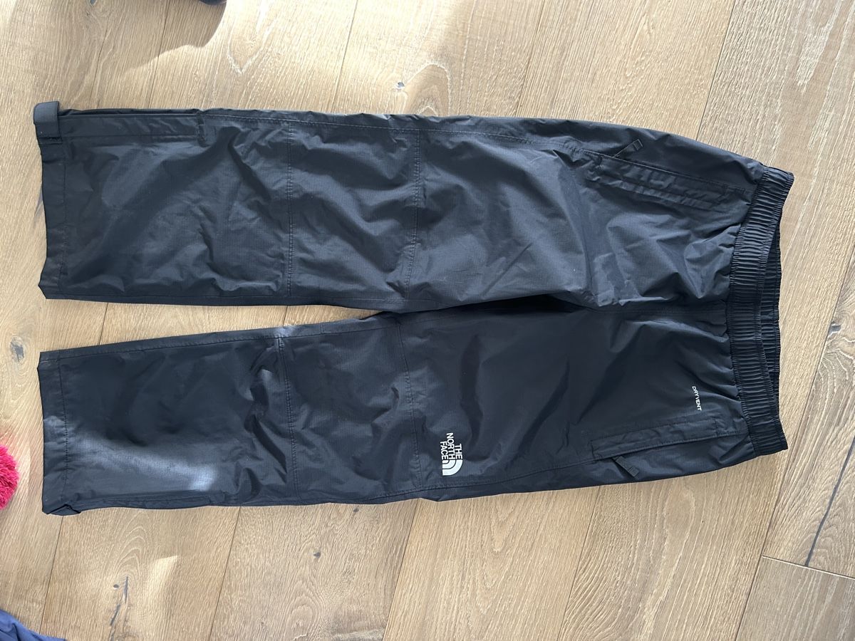 Lotti & Set di vestiti: Winterkleiderpaket Mädchen 146-164 – Usato da Winterberg ZH venduto da Amina023 3