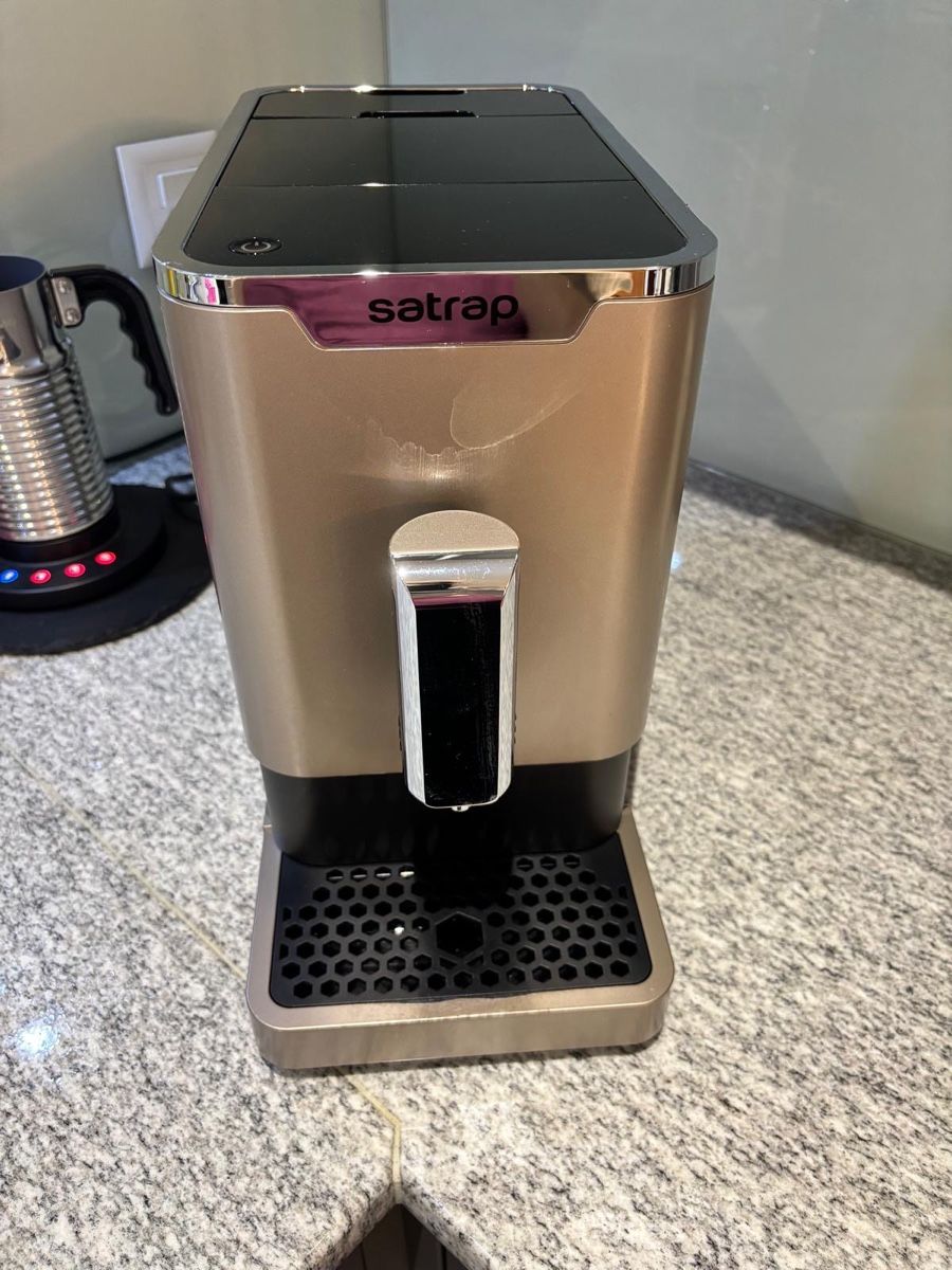 Macchine per caffè & Macchine per espresso: satrap Kaffeevollautomat Milano automatico gebraucht – Nuovo (secondo la descrizione) da Eglisau venduto da de_Lomia