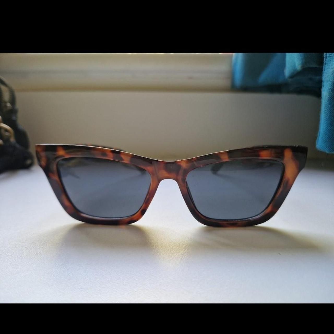 Mango Occhiali & Lenti: Sonnenbrille von Mango – Usato da Schöfflisdorf venduto da lea_bc2w