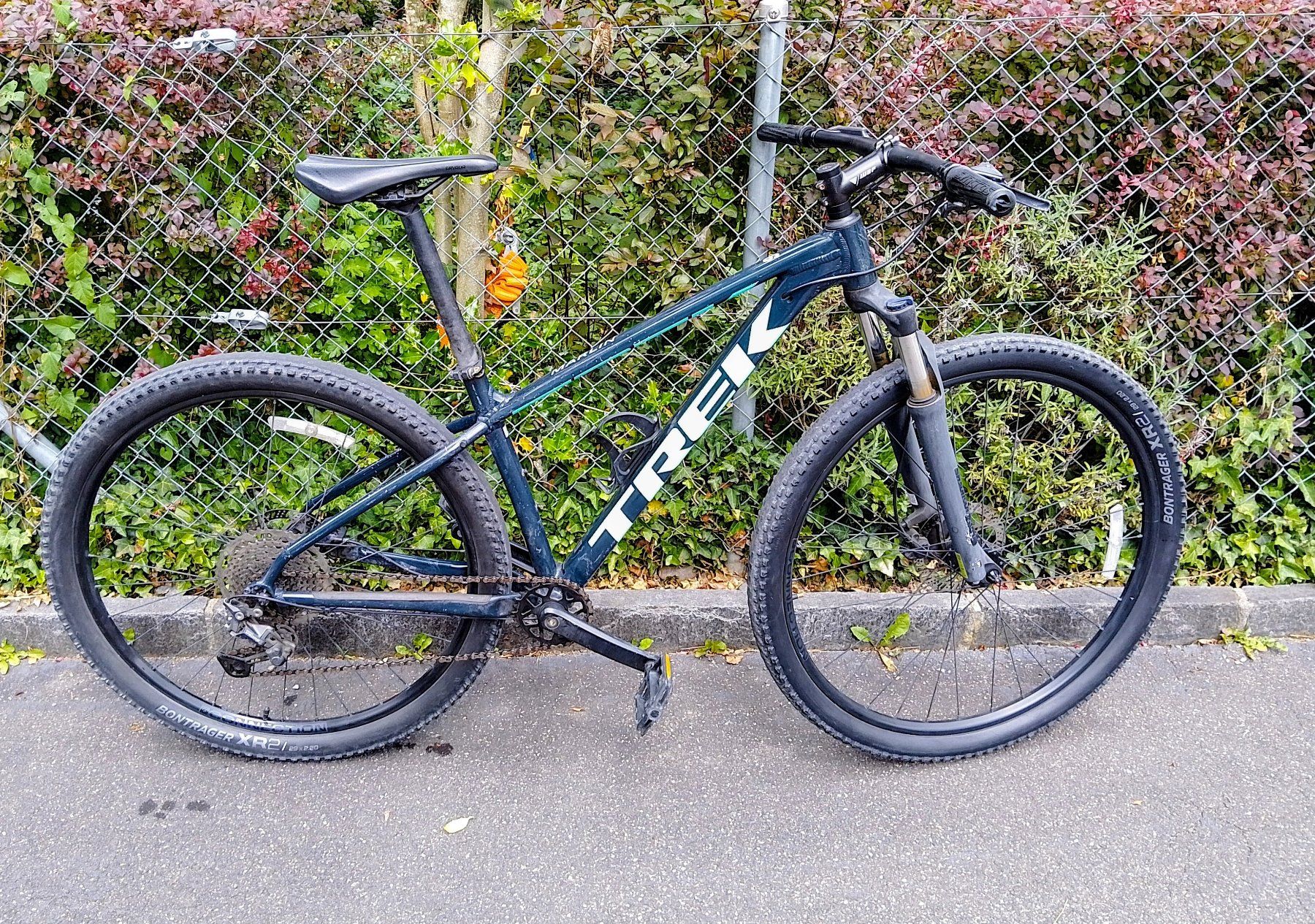 trekkingrad damen 28 Airtracks Trekking Fahrrad Zoll Trekkingbike TR.2820L City Bike Shimano ACERA RD-T3000 24 Gang Kettenschaltung Nabendynamo Weiß Matt Damen 48cm Körpergröße 155-170cm Sport & Freizeit Length:23 inches FOXHOUND Patch Bicycle Handlebar Kinekt Suspension