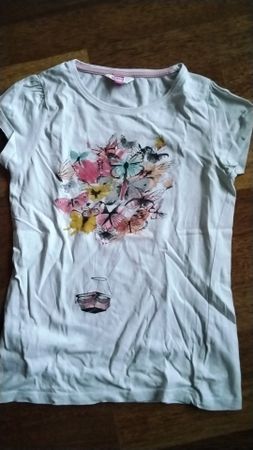 Mädchen T-Shirt Gr. 140 weiss Schmetterling Motiv