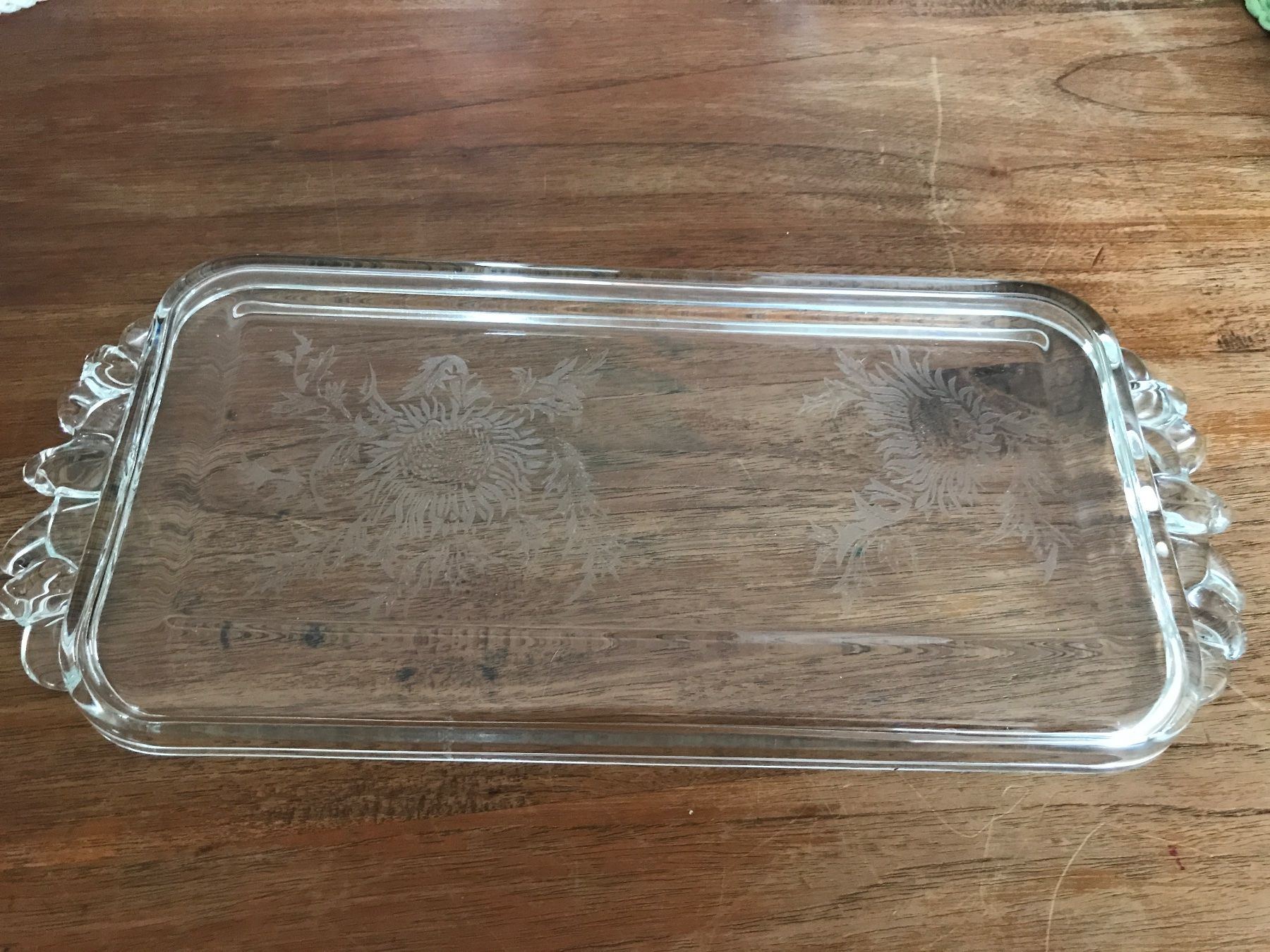 Piatti di portata: Servierplatte aus Glas mit Gravur – Usato da Regensdorf venduto da Spyke55 1