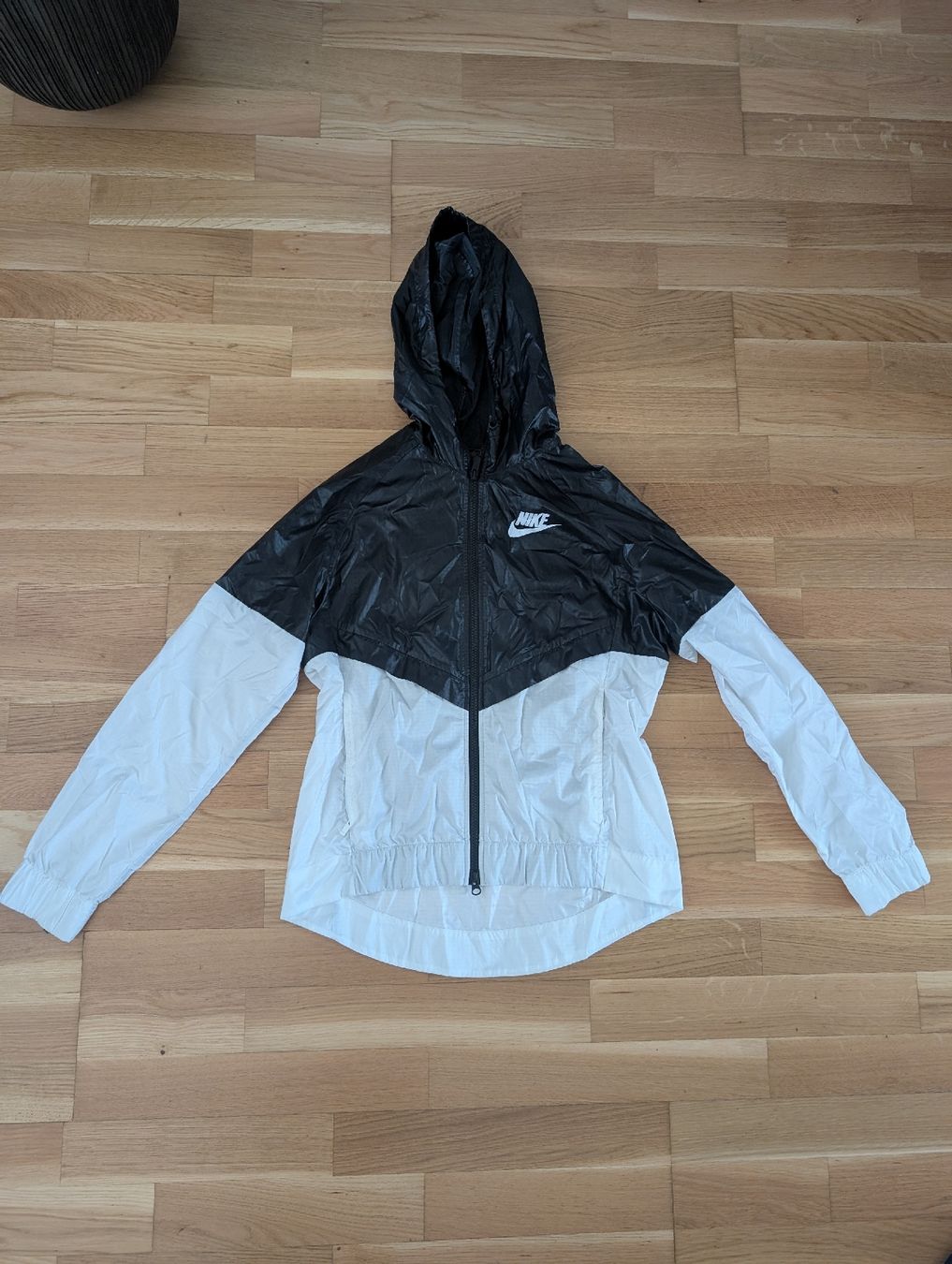 Nike Giacche: Nike Windrunner Jacke – Usato da Wallisellen venduto da sca97
