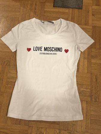 Schönes neuwertiges T-Shirt. Original, Gr. 36
