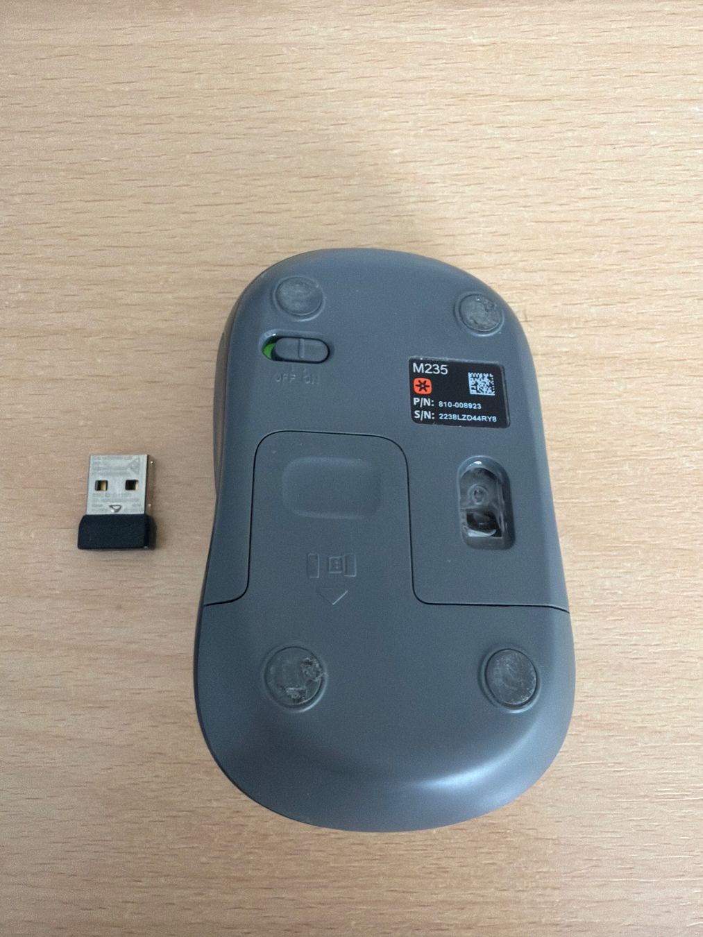 Logitech Mouse: Logitech M235 Wireless Mouse - Top Zustand! Grau. – Usato da Attelwil venduto da Canelle67 1