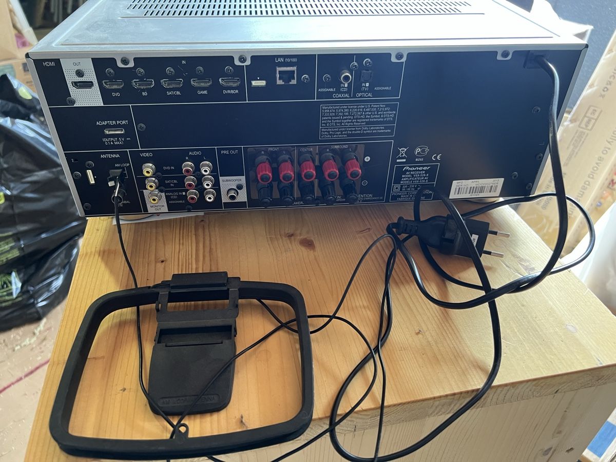 Pioneer Ricevitori: Pioneer AV RECEIVER VSX-528  – Usato da Huttwil venduto da luk_9tdh 2
