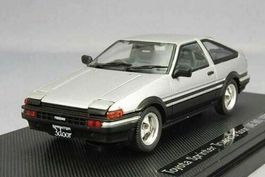 Toyota Sprinter Trueno EA86 1983-1987 RHD silber met. /