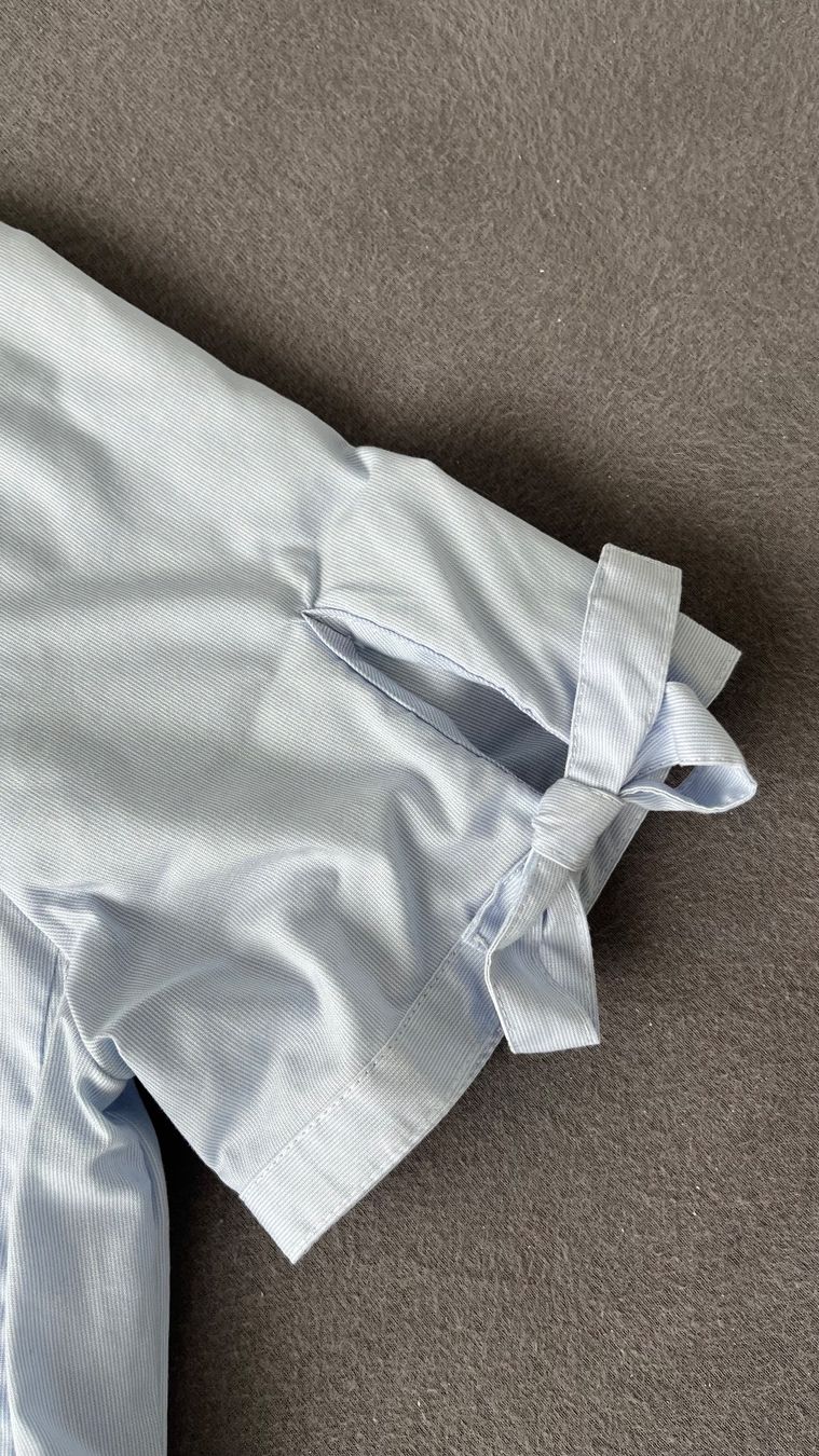 Eterna Camicette: hellblaue Bluse von Eterna / Grösse 34 / kurze Arme – Usato da Zofingen venduto da Klavier777 2