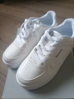 Sneakers Bench weiss Grösse 36 neu mit Karton