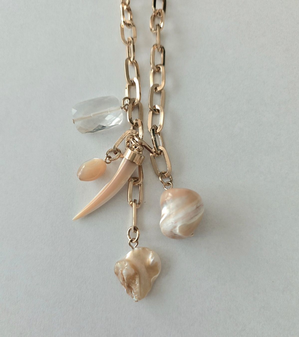 Catenine: Elegant Designer Collier mit Perlmutt & Kristall  - Neu – Nuovo e nell'imballaggio originale da Uetikon am See venduto da Springdream 5