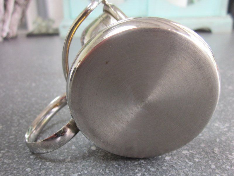 Elettrodomestici da cucina: Teebeutelhalter / Sieb mit Tropfschale aus Metall – Usato da Bischofszell venduto da raika 7