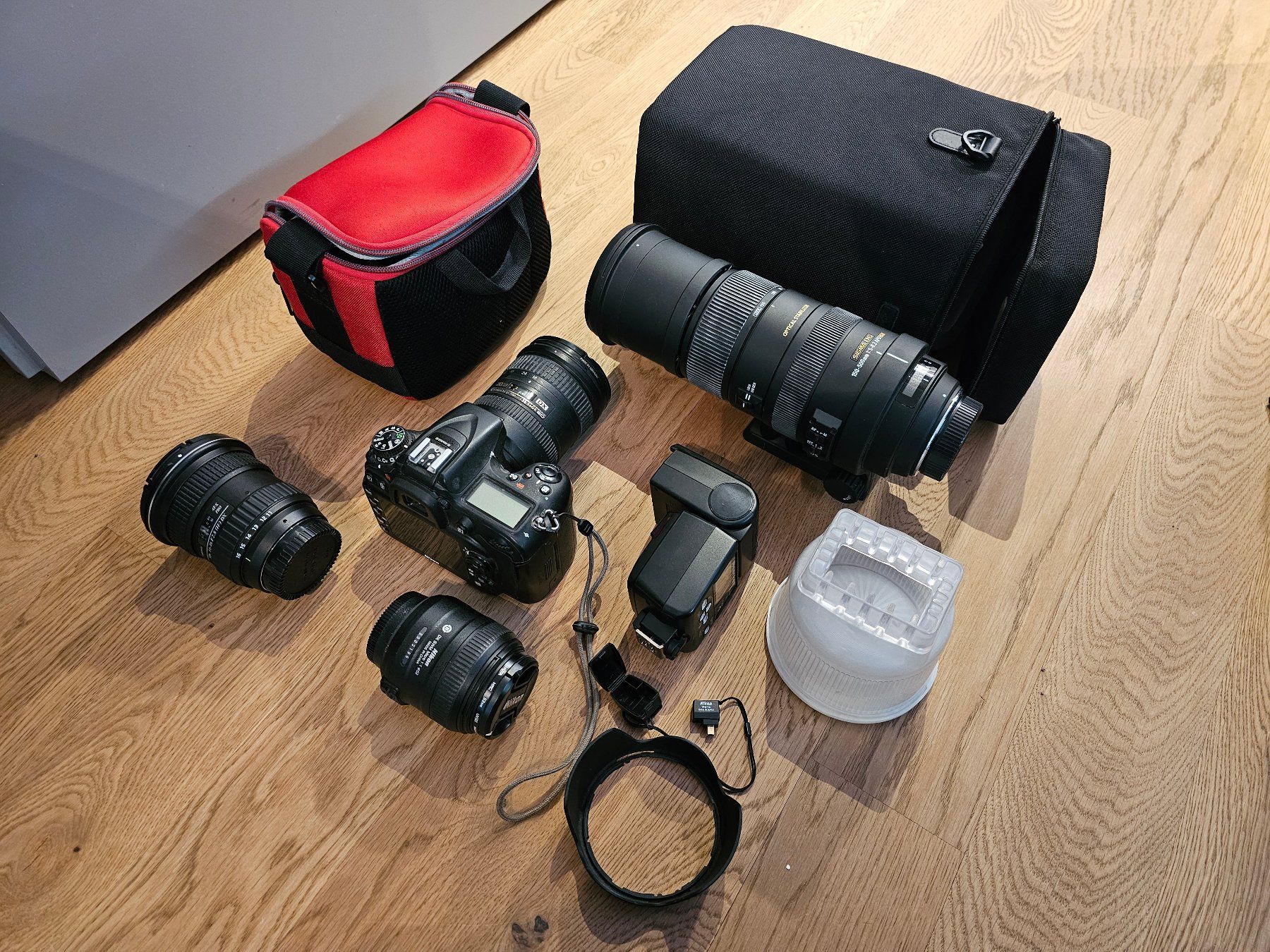 Nikon Flash: Nikon Speedlight SB-600 Blitzgerät mit Diffusor ab 1.- – Usato da Weiach venduto da xx-xx 6