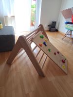 Montessori pikler triangle