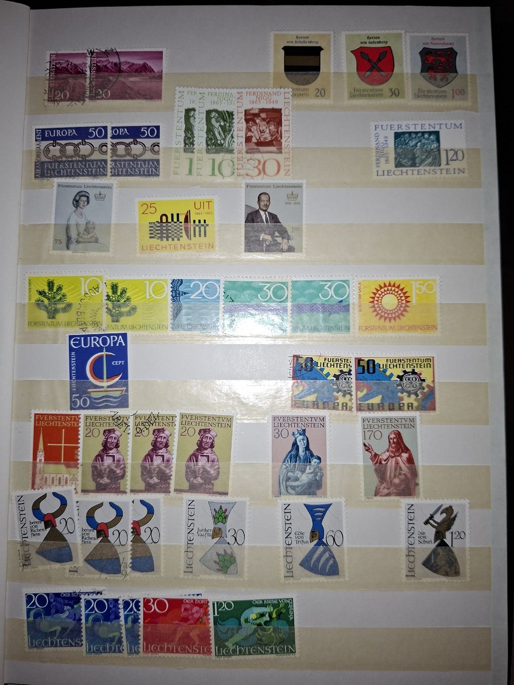 Tous les timbres: Sammlung Liechtenstein  – D'occasion à Balgach par SIMEON27 9