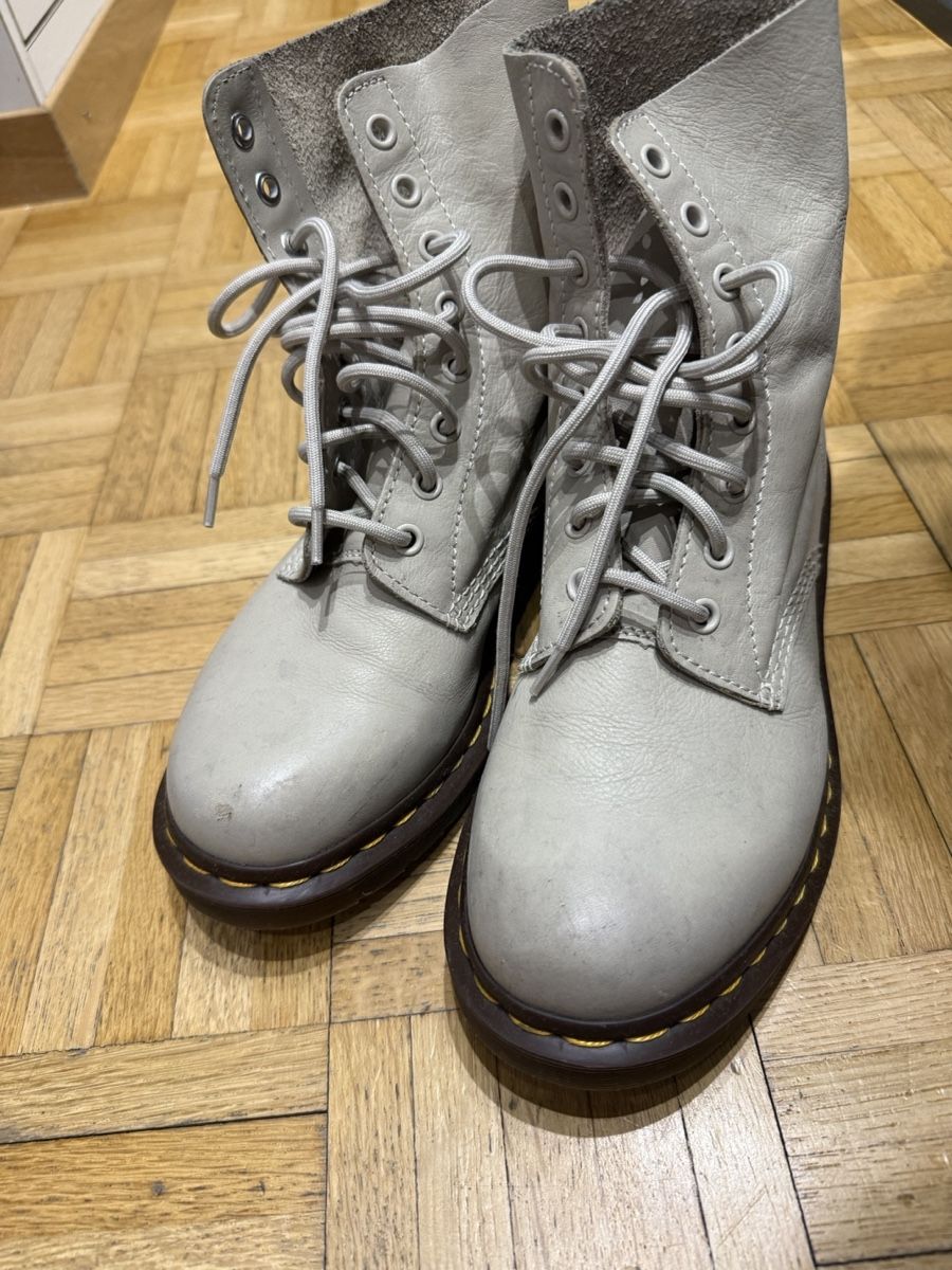 Dr. Martens Scarpe da donna: Dr. Martens PASCAL Gr. 41(40) graubeige, super Zustand – Usato da Würenlos venduto da Style_lounge 1