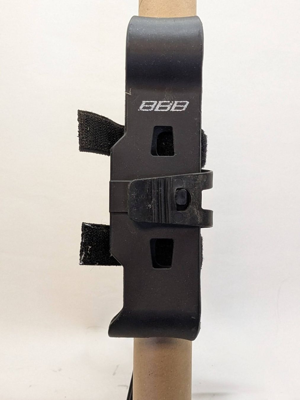 Supporti per biciclette: BBB Cycling Schlosshalter, Schwarz, Velo – Usato da Bern venduto da F_M_A 2